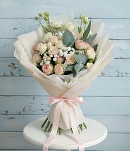 Букет цветов из:  Розы и Лизиантусы в Сосенском