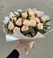 Букет Кремовые розы Латте в Сосенском