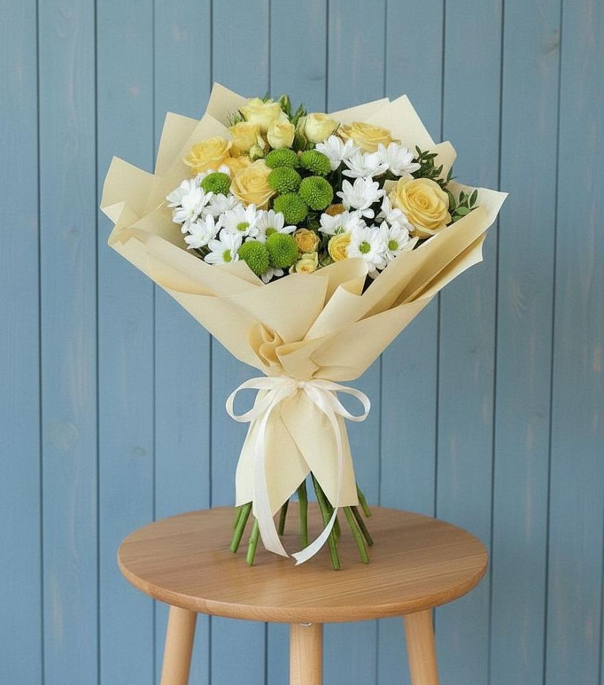 Букет цветов из: Хризантемы и Розы в Сосенском