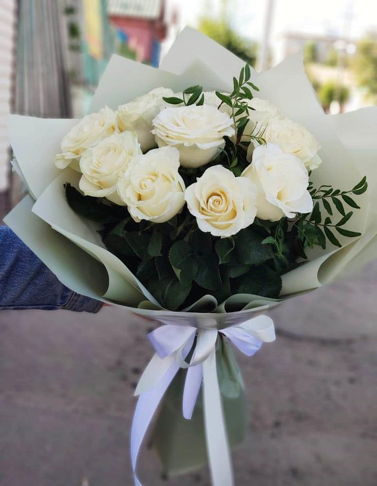 Букет Белые розы Проуд в Сосенском