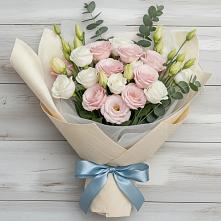 Букет цветов из:  Лизиантусы в Сосенском