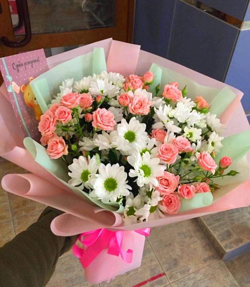 Букет цветов из: Розы и Хризантемы в Сосенском