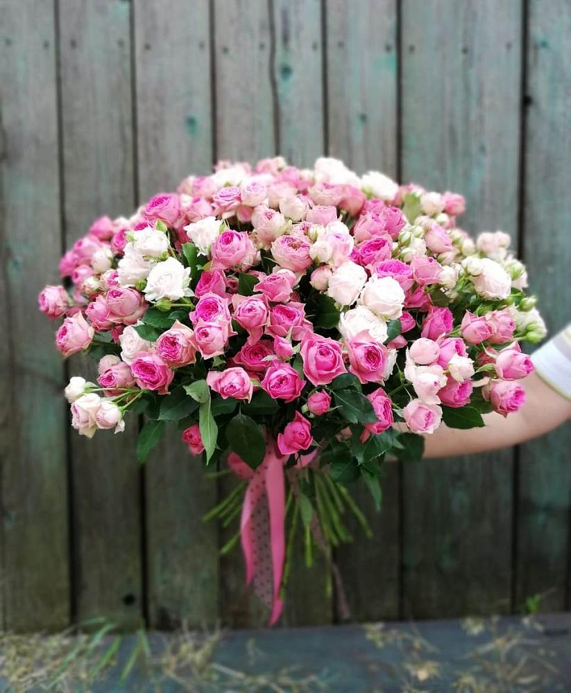 Букет Розовые кустовые розы Натали и Лав Лидия в Сосенском