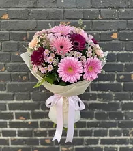 Букет цветов из:  Герберы и Хризантемы в Сосенском