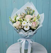 Букет цветов из:  Розы и Лизиантусы в Сосенском