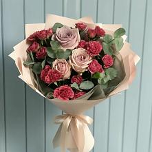 Букет цветов из:  Гвоздики и Розы #REPLACE_PRED# Сосенском