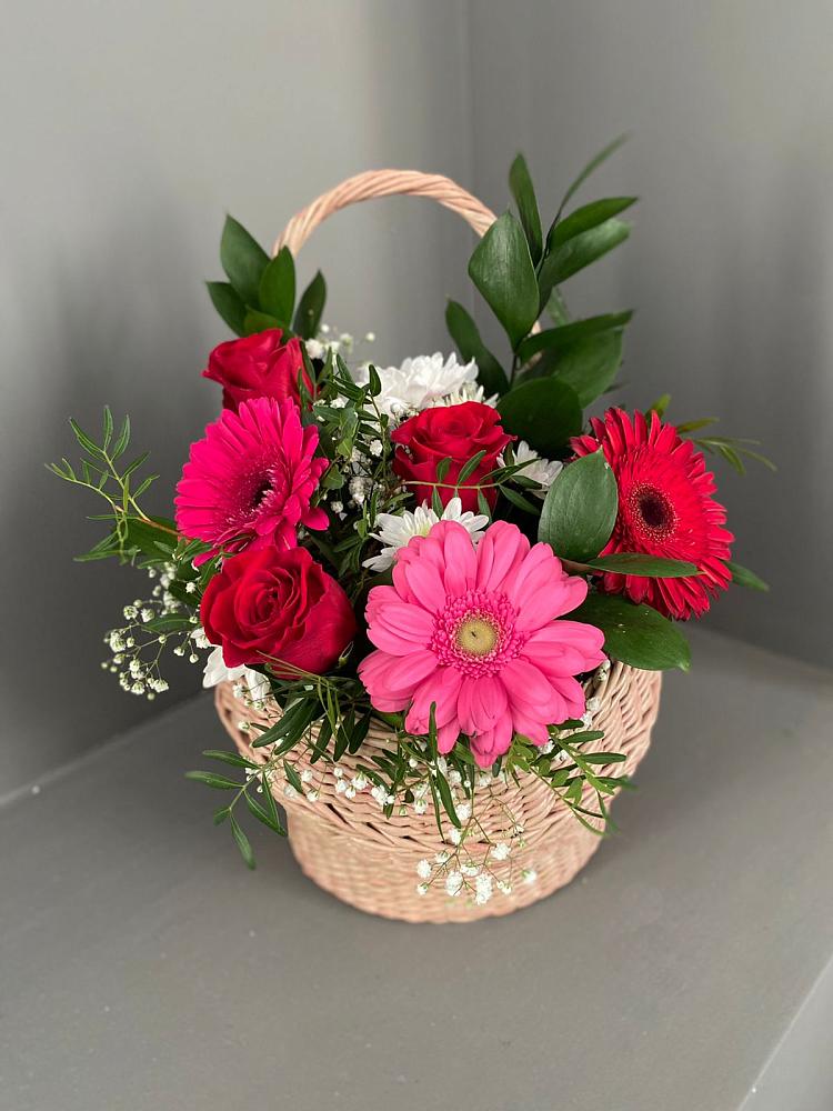 Цветочная композиция из Розы, Хризантемы и Герберы в корзине в Сосенском