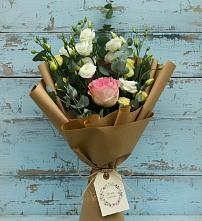 Букет цветов из:  Розы и Лизиантусы #REPLACE_PRED# Сосенском