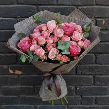 Букет цветов из:  Розы #REPLACE_PRED# Сосенском