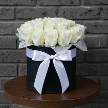 Цветочная композиция из Розы в шляпной коробке #REPLACE_PRED# Сосенском